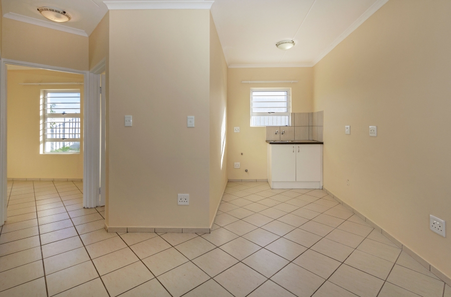To Let 2 Bedroom Property for Rent in Sunset Glen Western Cape
